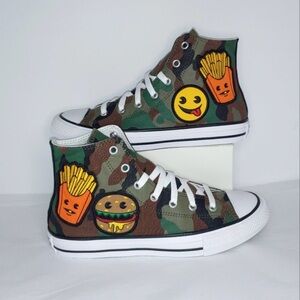 Converse Camouflage High-Top Sneakers with burger and fries patch suze 3.5 Y